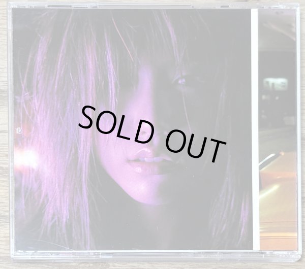 Photo2: hitomi - Déjà-vu (2)