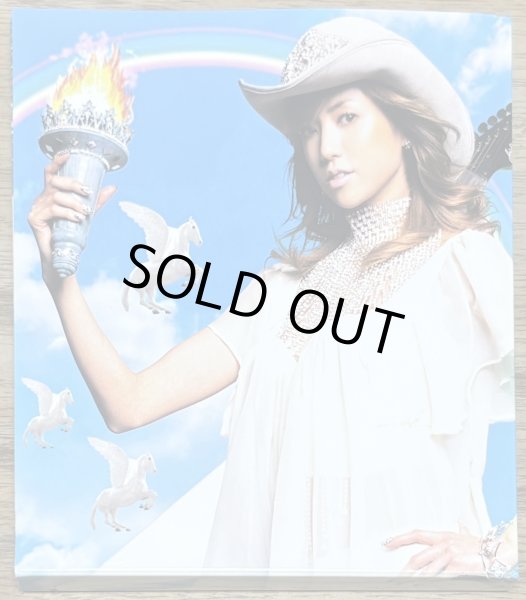 Photo1: hitomi - Traveler (CD+DVD 1st print edition) (1)