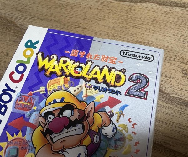Photo3: Wario Land 2: Nusumareta Zaihō (ワリオランド2 盗まれた財宝) w/ Mustache Stickers [Boxed] (3)