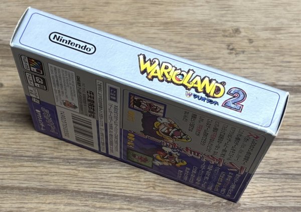 Photo6: Wario Land 2: Nusumareta Zaihō (ワリオランド2 盗まれた財宝) w/ Mustache Stickers [Boxed] (6)