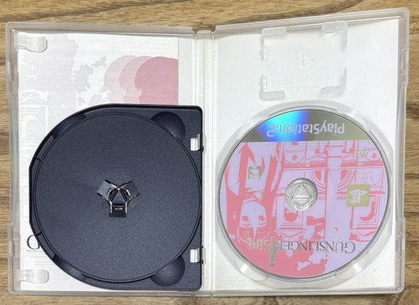 Photo4: Gunslinger Girl Volume. 3（ガンスリンガー・ガール Volume. 3）w/ Anime DVD (4)