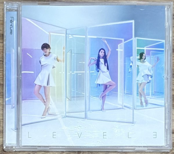 Photo1: Perfume - Level3 (1)